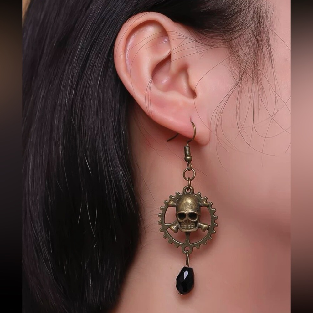 ⚙️ Awesome Rustic Style Skeleton Skull Gears Steampunk Drip Earrings 💀